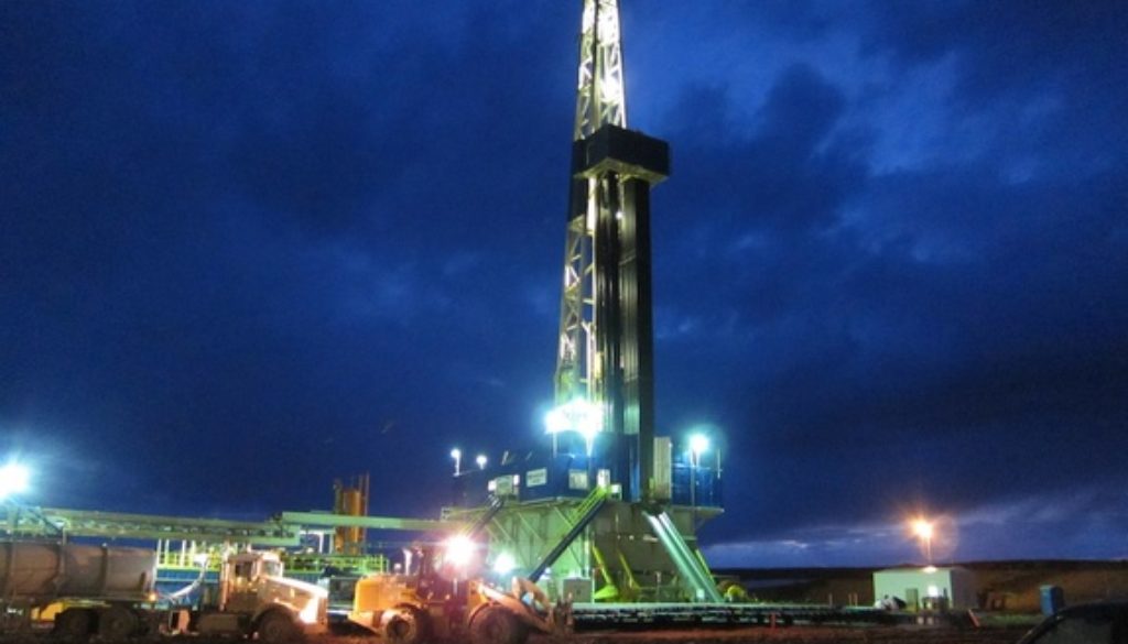 drilling fracking oil pollution gas energy rig environment