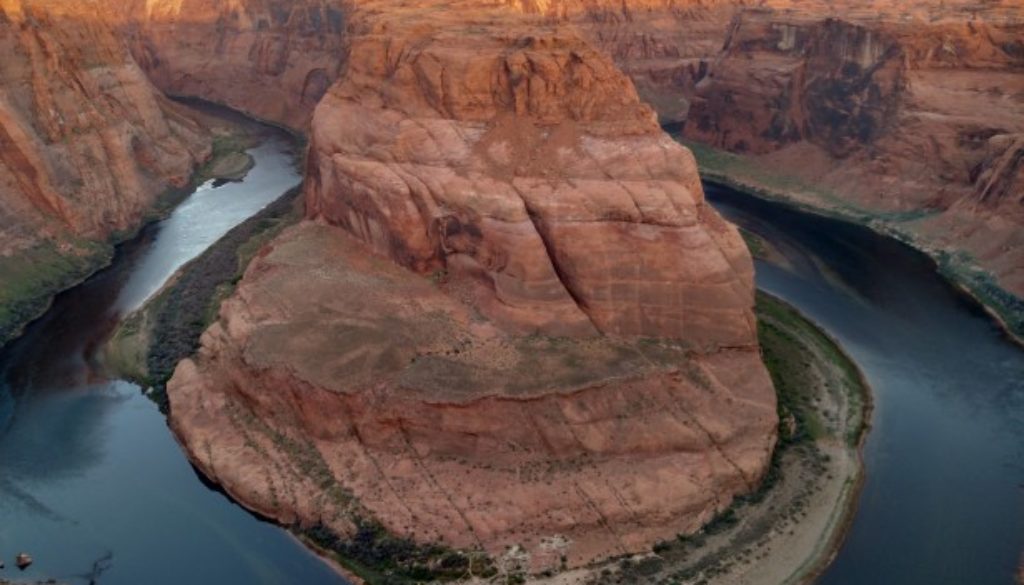 horseshoe bend river arizona water pollution protection nature canyon
